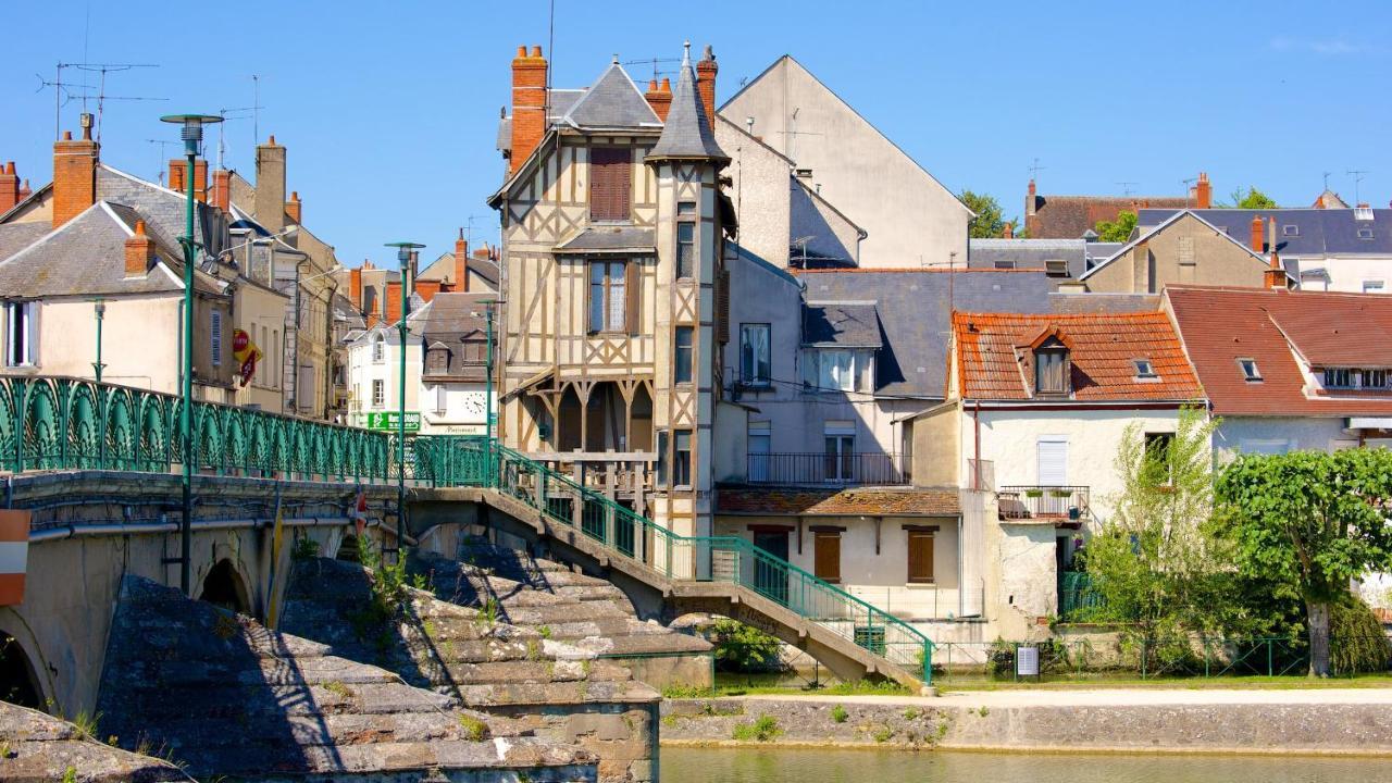Appartement Little Jungle - T2 Avec Parking à Vierzon Extérieur photo